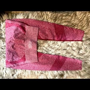 Victoria’s Secret pink leggings (Red)